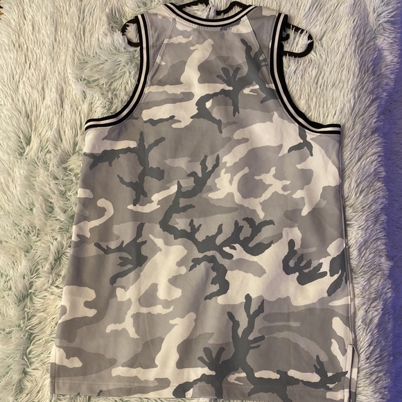 Nike Dri-Fit Sando | Size M | Coulour Gray / White - Picture 2 of 4